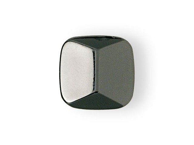 B690